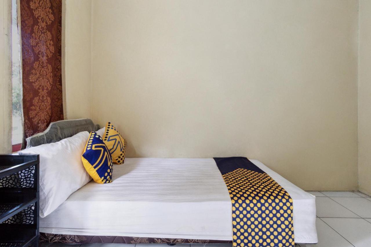 Hotel Spot On 92832 Al Mahira Syariah Majalengka Exteriér fotografie