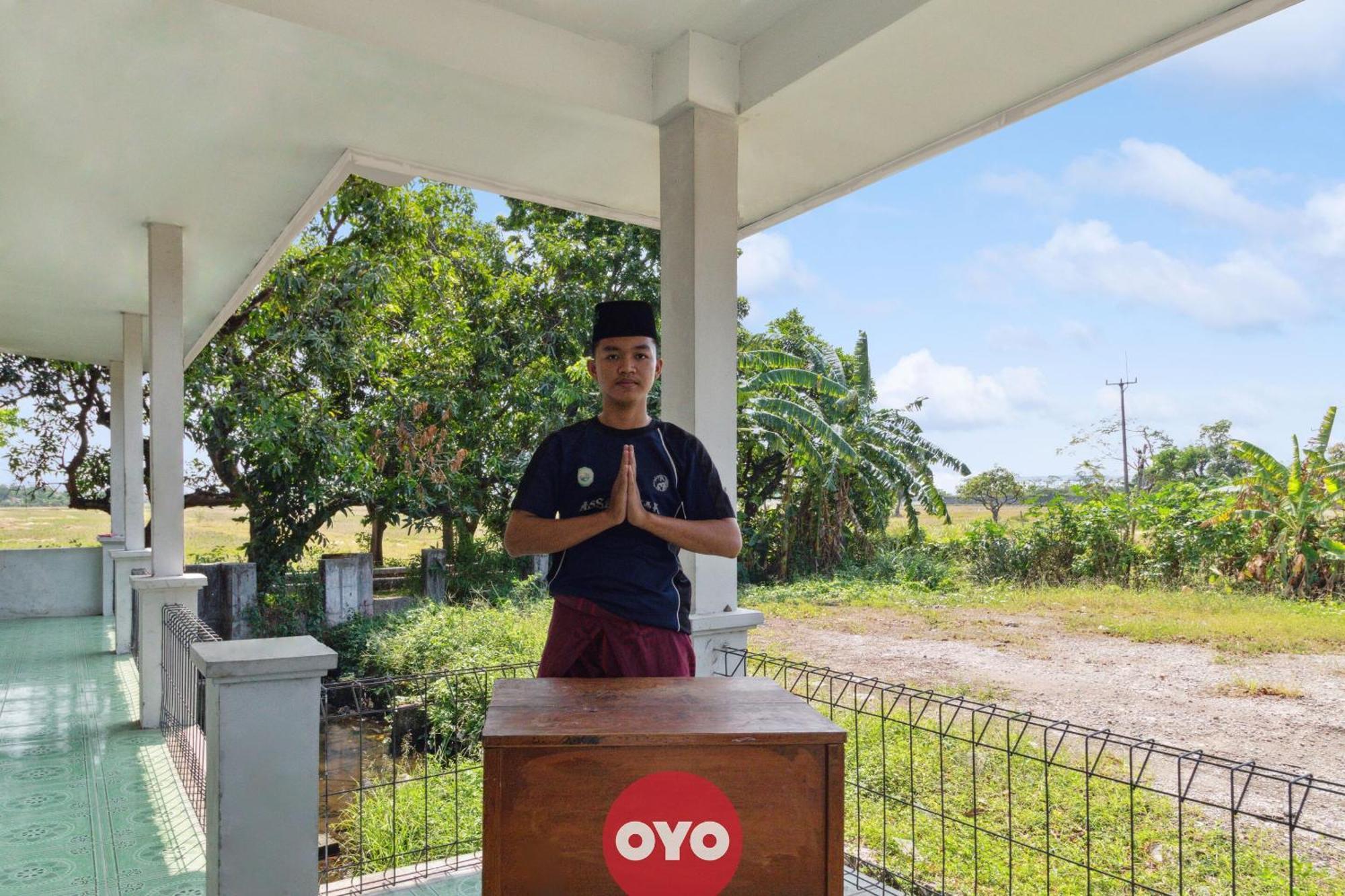 Hotel Spot On 92832 Al Mahira Syariah Majalengka Exteriér fotografie