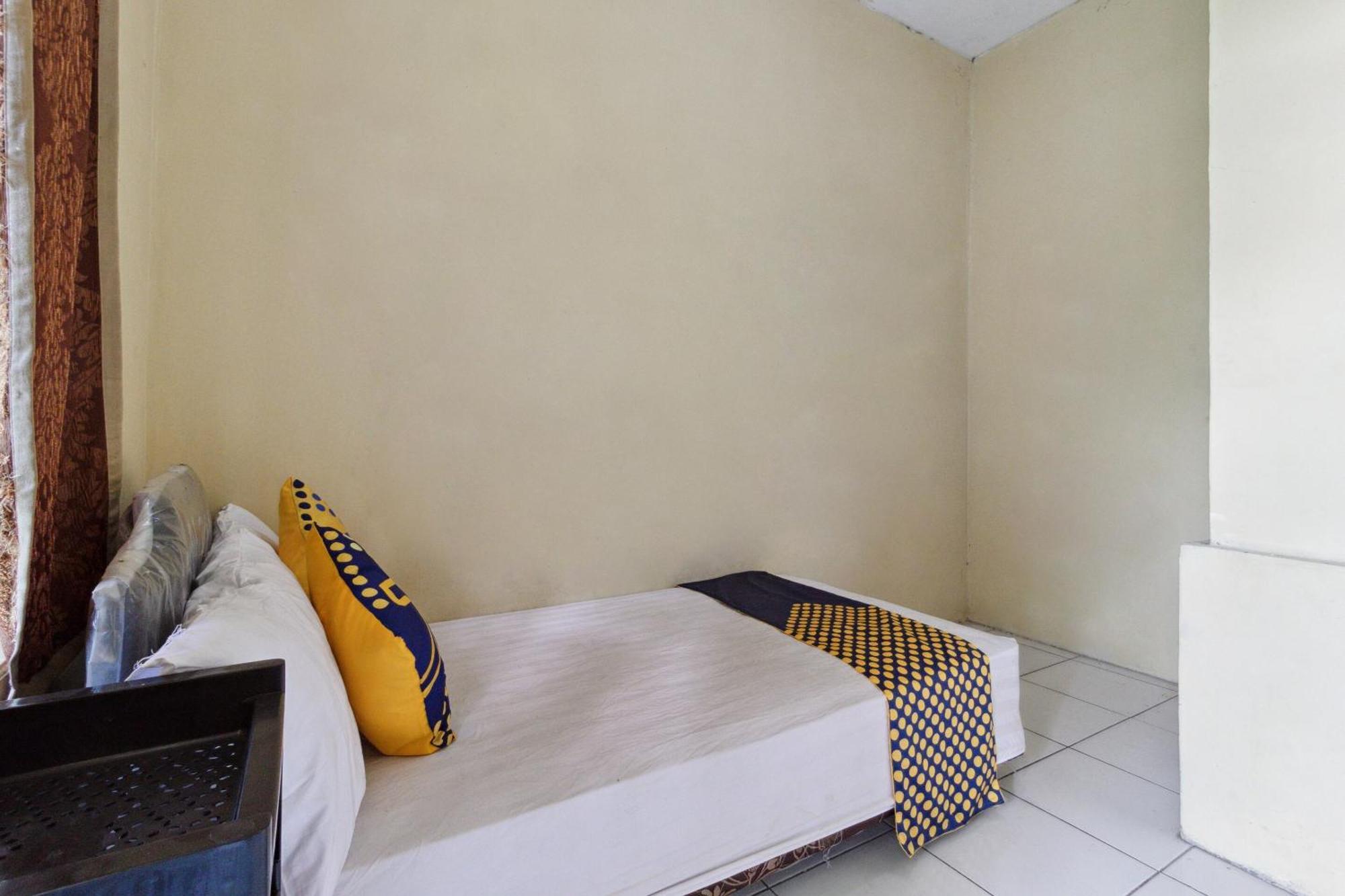 Hotel Spot On 92832 Al Mahira Syariah Majalengka Exteriér fotografie