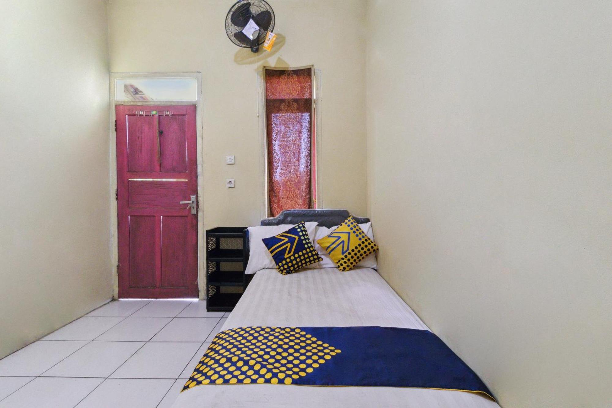 Hotel Spot On 92832 Al Mahira Syariah Majalengka Exteriér fotografie